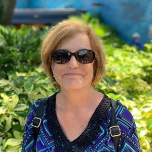 Meet your Posher, Cher